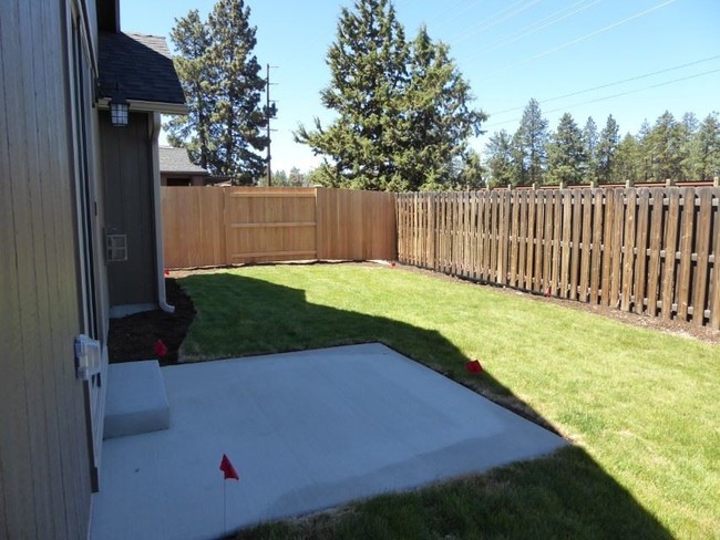 Building Photo - 3 br, 2 bath House - 21199 SE Caleb Place