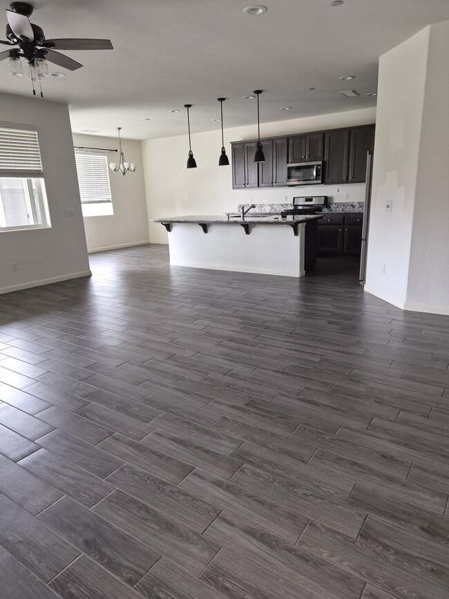 Foto del edificio - 2328 Chianti Wy