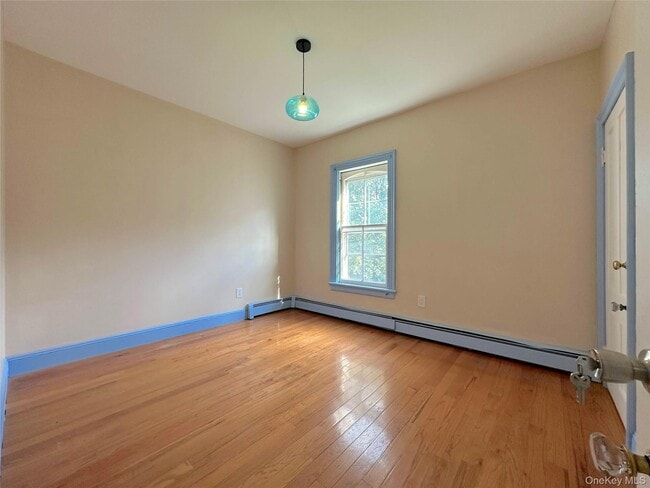 Foto del edificio - 240 Grand St