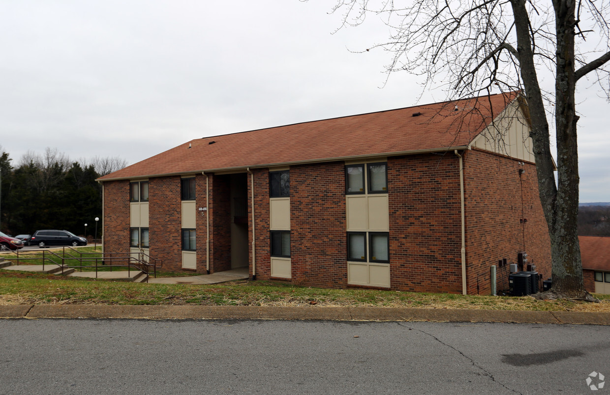 Primary Photo - Hickory Forest Apartments