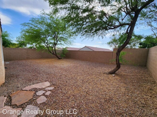 Foto del edificio - 3 br, 2 bath House - 2421 Urrard St.