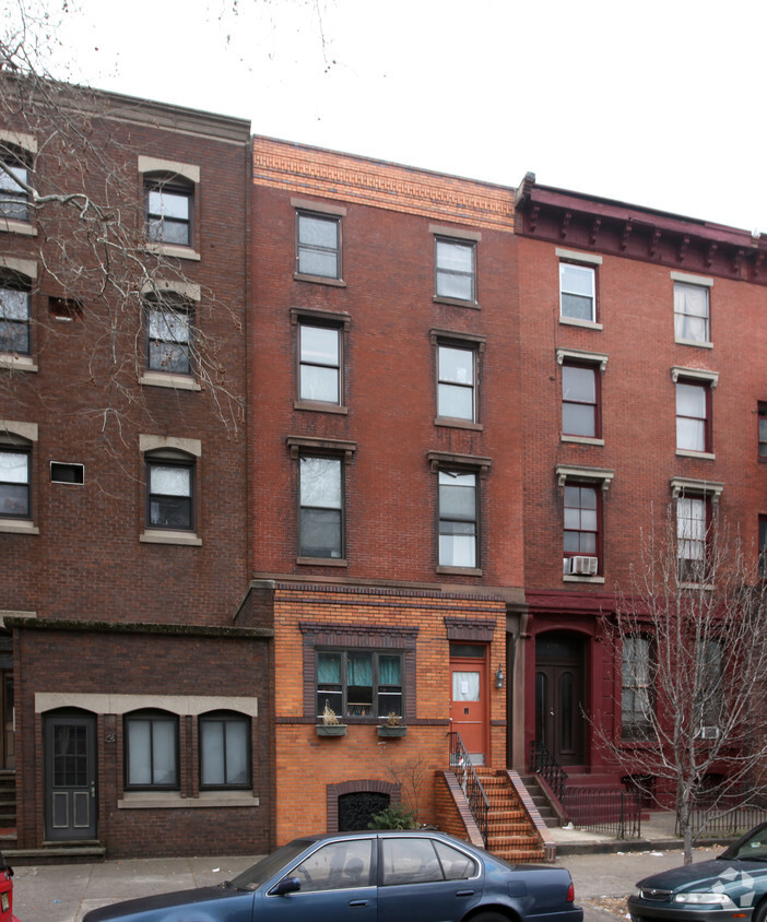 Foto del edificio - 1320 S Broad St