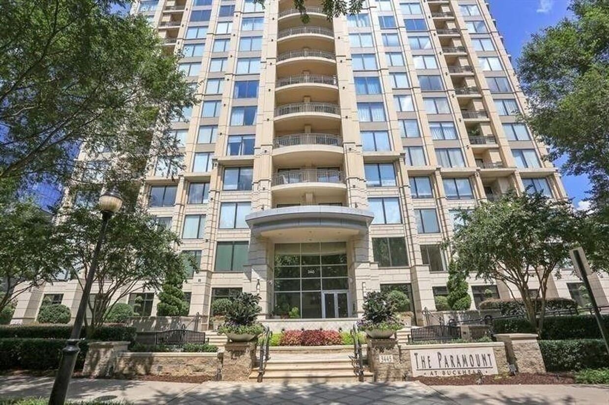2 Bedroom, 2 Bathroom Spacious Condo with Dining & Living Room within Heart of Buckhead - 2 Bedroom, 2 Bathroom Spacious Condo with ...