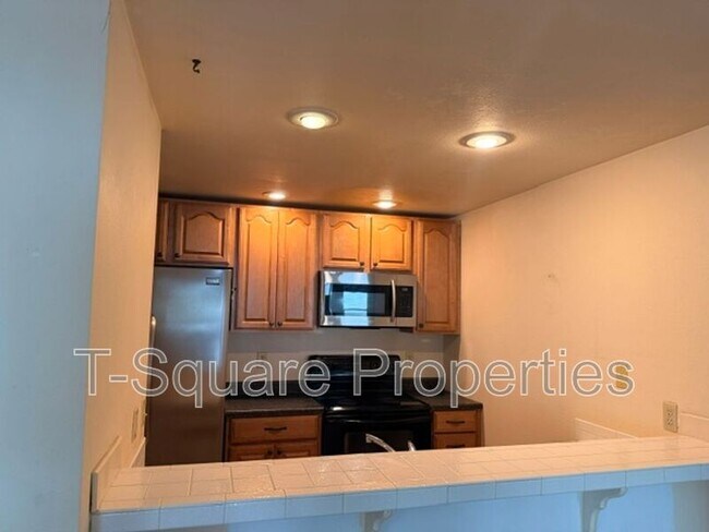 Building Photo - 2152 N 112th St