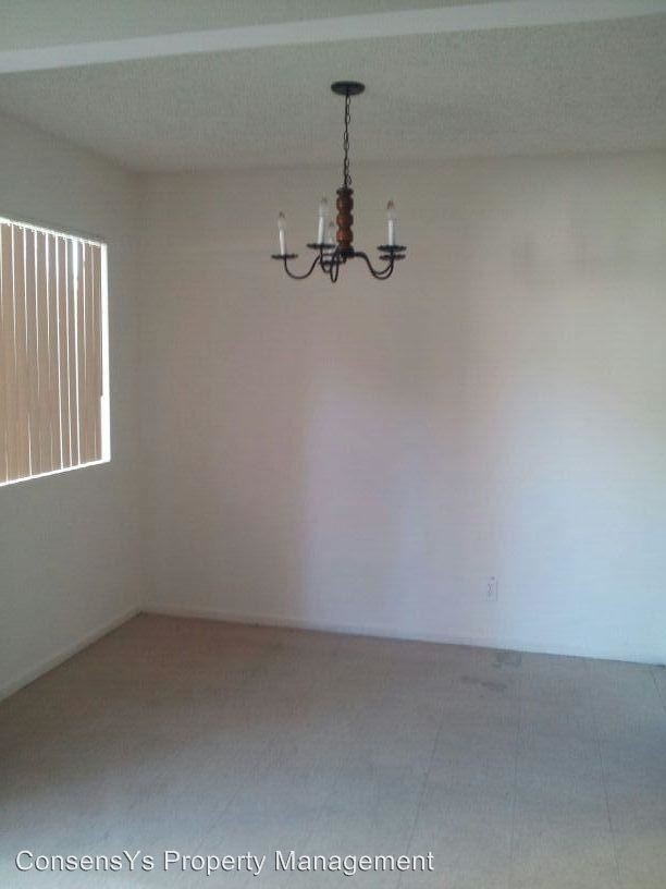 Building Photo - 1706 Normandy Pl
