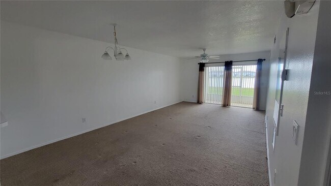 Foto del edificio - 13828 Timberbrooke Dr