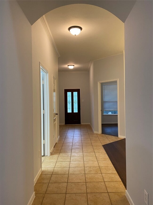 Building Photo - 7227 Agave Dr