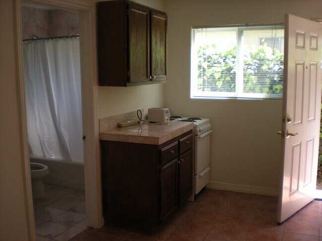 Foto del edificio - 2120 Stewart St