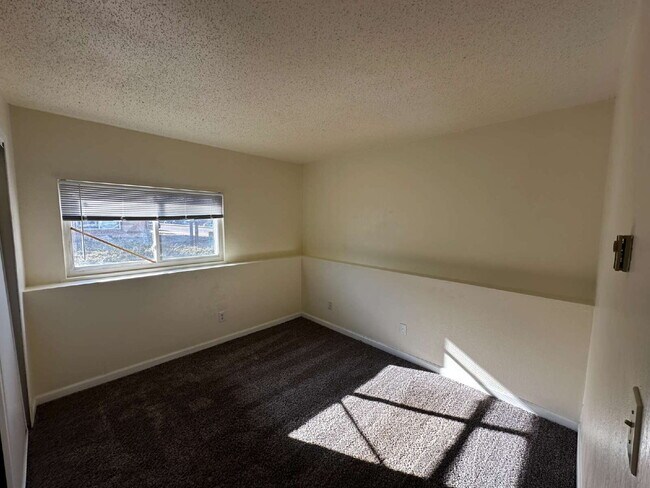 Foto del edificio - "Cozy 2-Bed Retreat with Charm!"