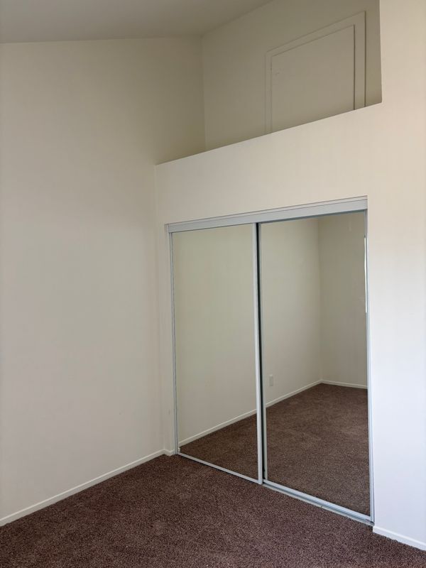 Building Photo - 6431 Los Robles Ave