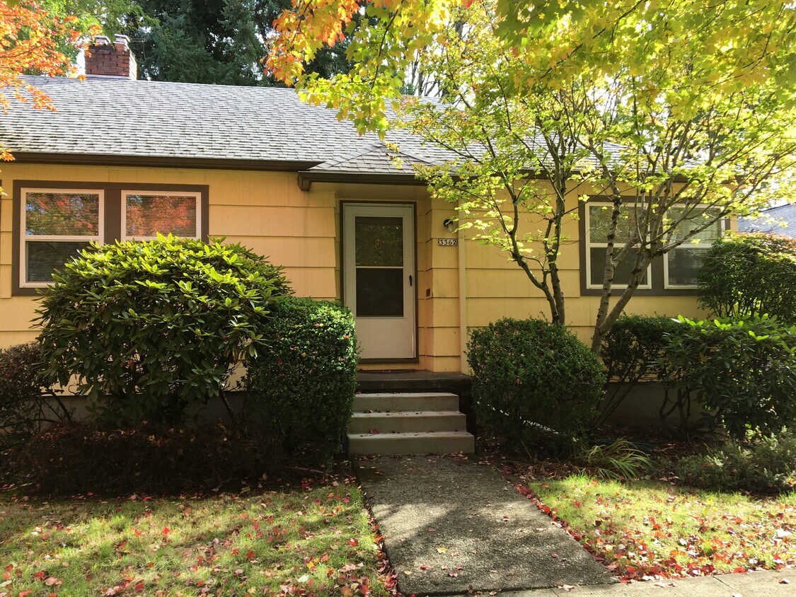 Primary Photo - 3366 SE Waverleigh Blvd