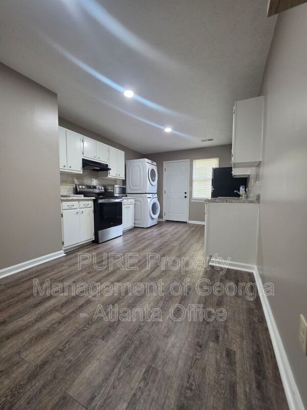Building Photo - 181 Kimberly Way SW