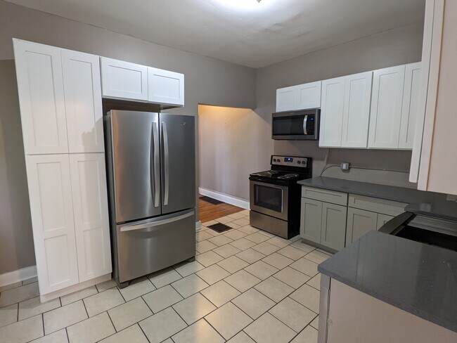 Foto del edificio - 305 E 19th Ave