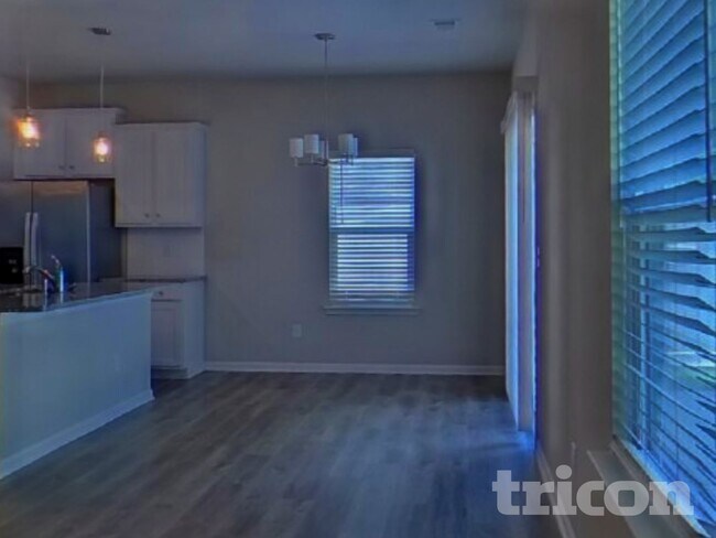 Foto del edificio - 209 Spring Knoll Dr
