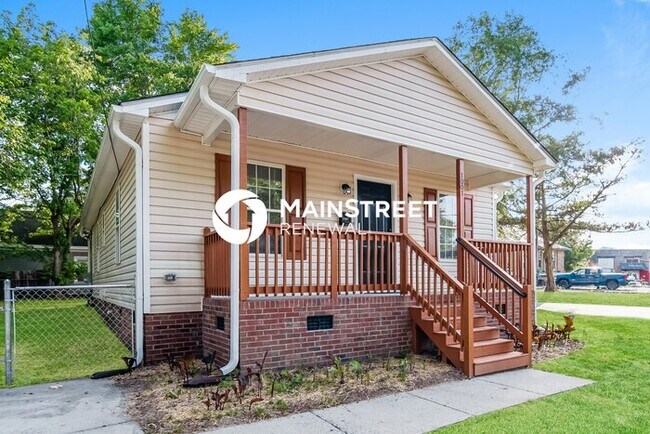 Foto del edificio - 4 Bedroom Pet-Friendly Home in Selma, NC w...