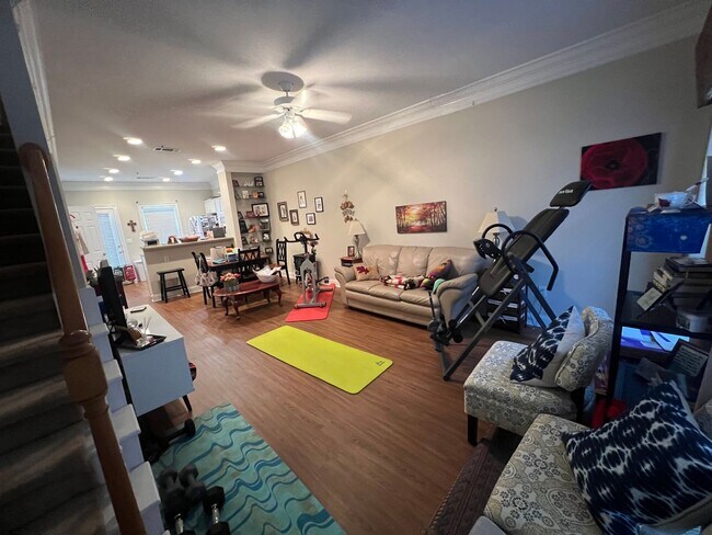 Foto del edificio - 2 Bed 2.5 Bath Condo