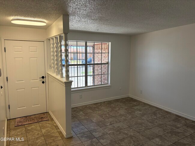 Foto del edificio - 10409 Sigma St