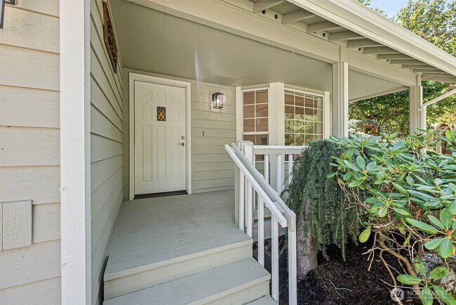 Building Photo - Puyallup