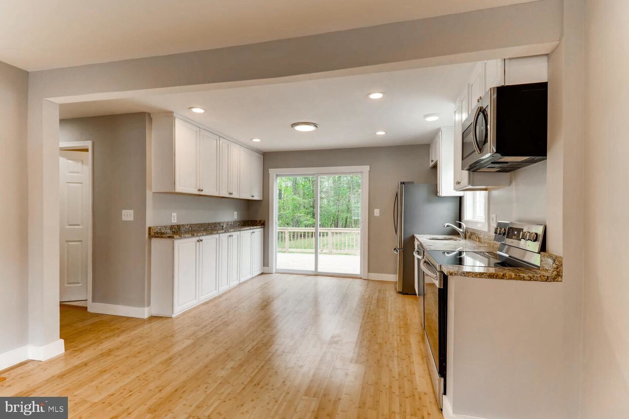 Foto principal - 9601 Oak Summit Ave
