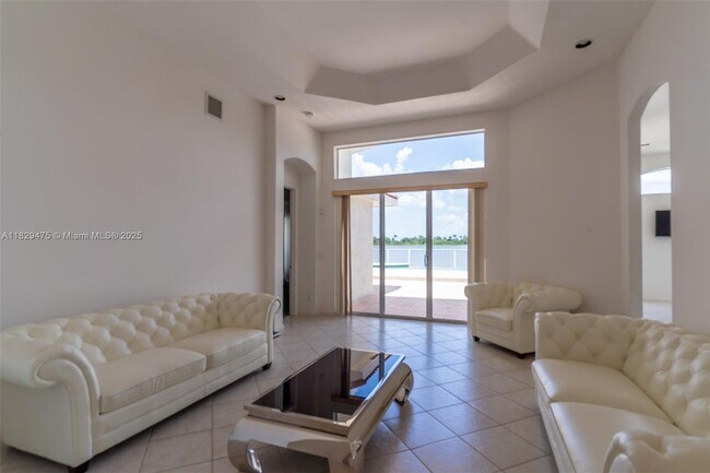 Foto del edificio - 17999 SW 35th St