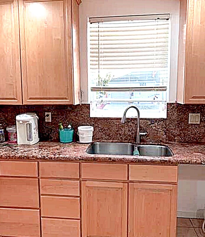Foto principal - 15520 Lark St