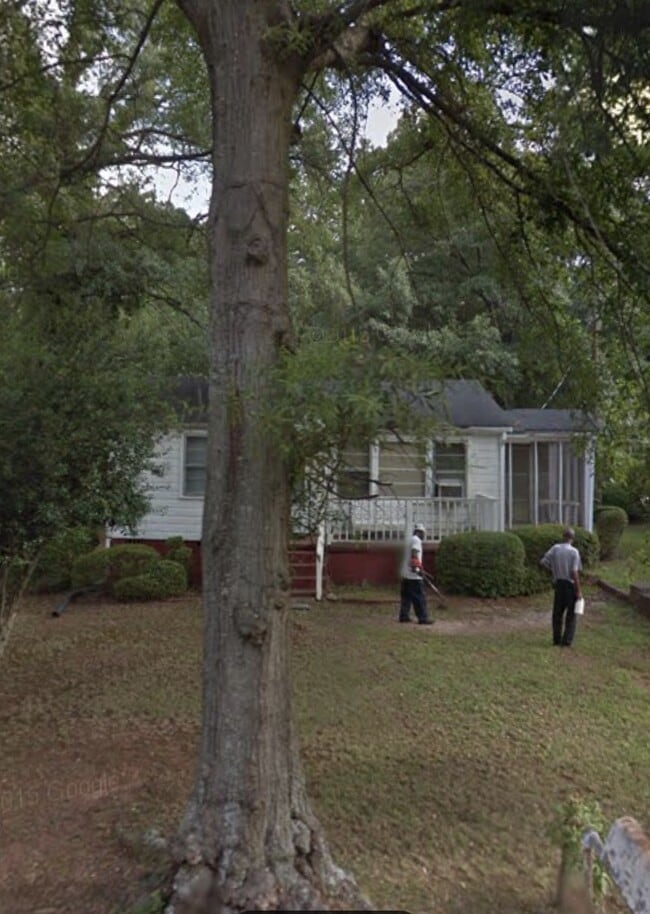 2bd/1ba Near Downtown Greenville - 2bd/1ba Near Downtown Greenville House