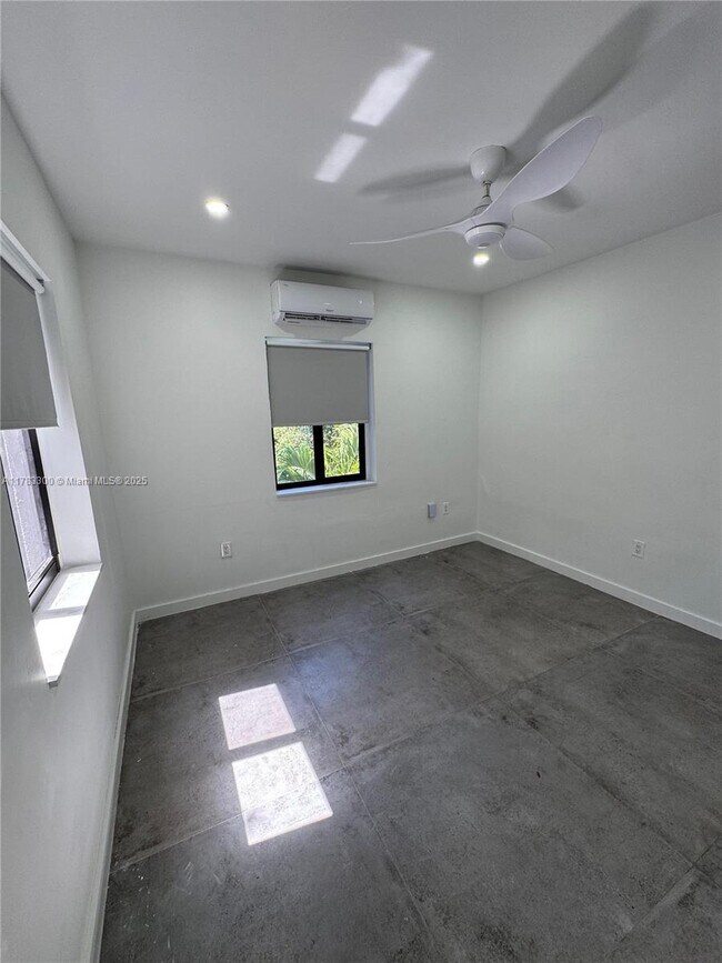 Foto del edificio - 5541 NW Miami Ct