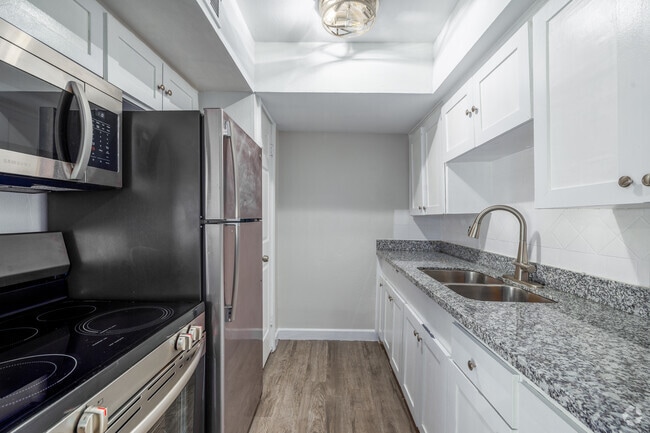 Interior Photo - Rose Garden Apartments