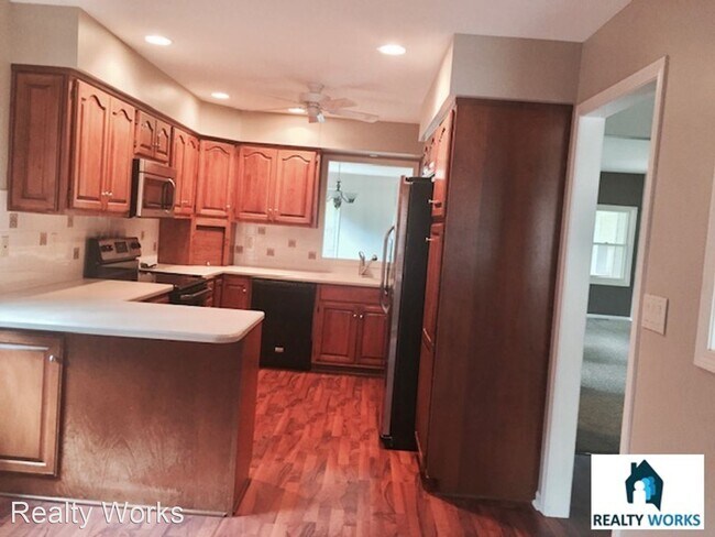 Building Photo - 2 br, 2.5 bath House - 6820 Old Post Pl