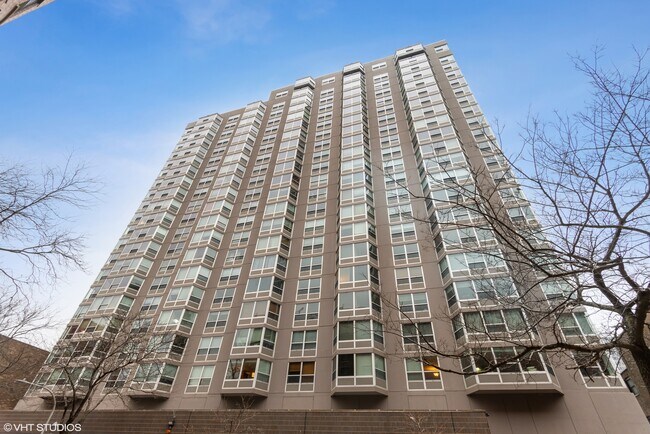 Building Photo - 720 W Gordon Terrace
