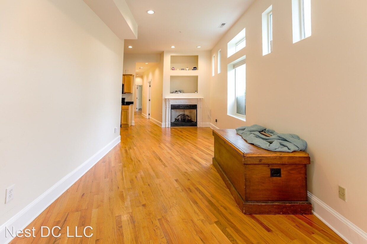 Primary Photo - 2 br, 1.5 bath House - 1301 T St NW Unit 1