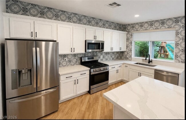 Foto del edificio - 5815 Field Breeze St