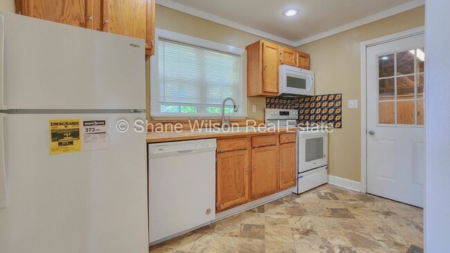 Photo - Cozy little 1 BR / 1 BA with big yard in Rossville, GA!! This one won't last long, come look at t... Apartment
