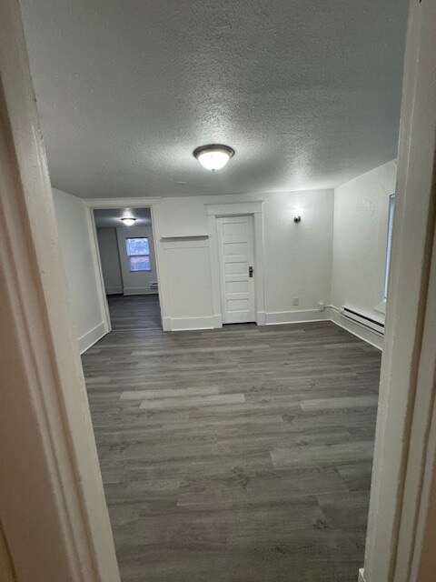 Foto del edificio - 3312 Wetmore Ave