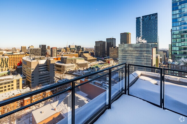 2BR, 1 BA - 813 SF - Panoramic Terrace - Loxley Quartier des Spectacles