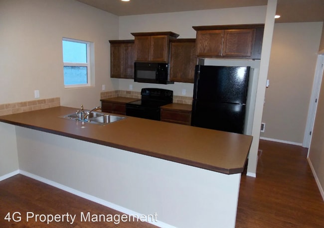 Building Photo - 3 br, 2.5 bath House - 302 Stone Fly Drive