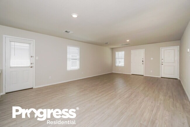 Building Photo - 5714 Verracio Ct