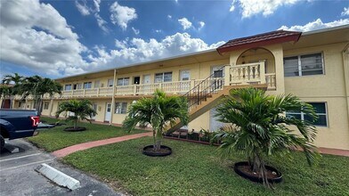 Building Photo - 160 NE 203rd Terrace