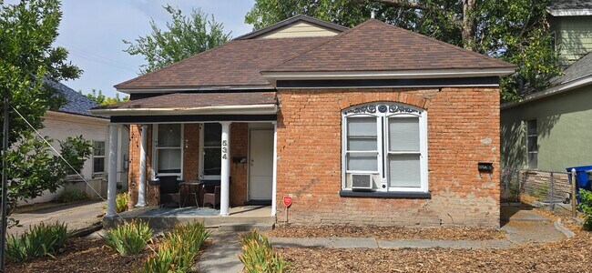 Foto del edificio - 534 Windsor St E