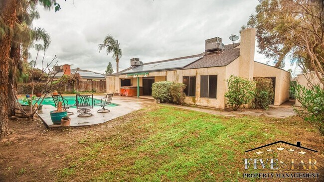 Foto del edificio - House for Rent on 2446 Hasti Acres Drive