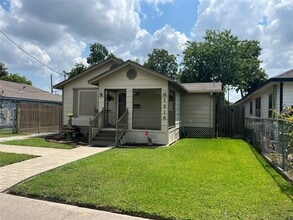 Building Photo - 1216 Northwood St