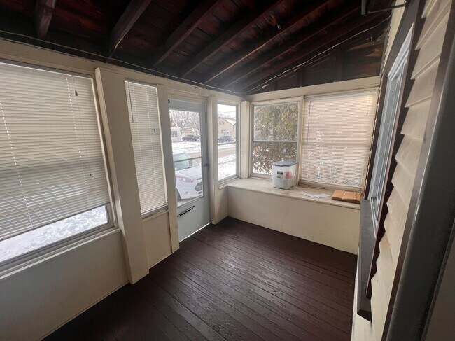 Foto del edificio - Move-In Ready- 2 bedroom/1 Bath Home in Eastpointe