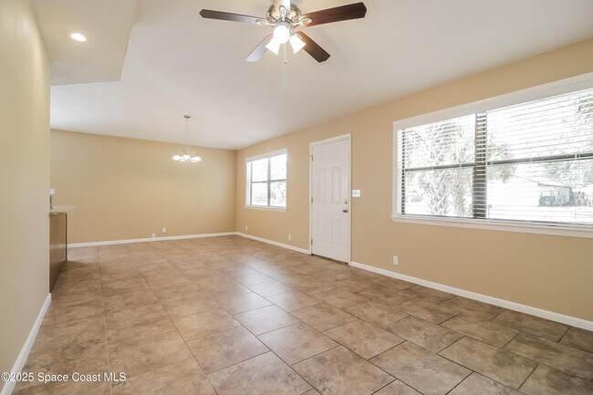 Foto del edificio - 4525 Sugartown St