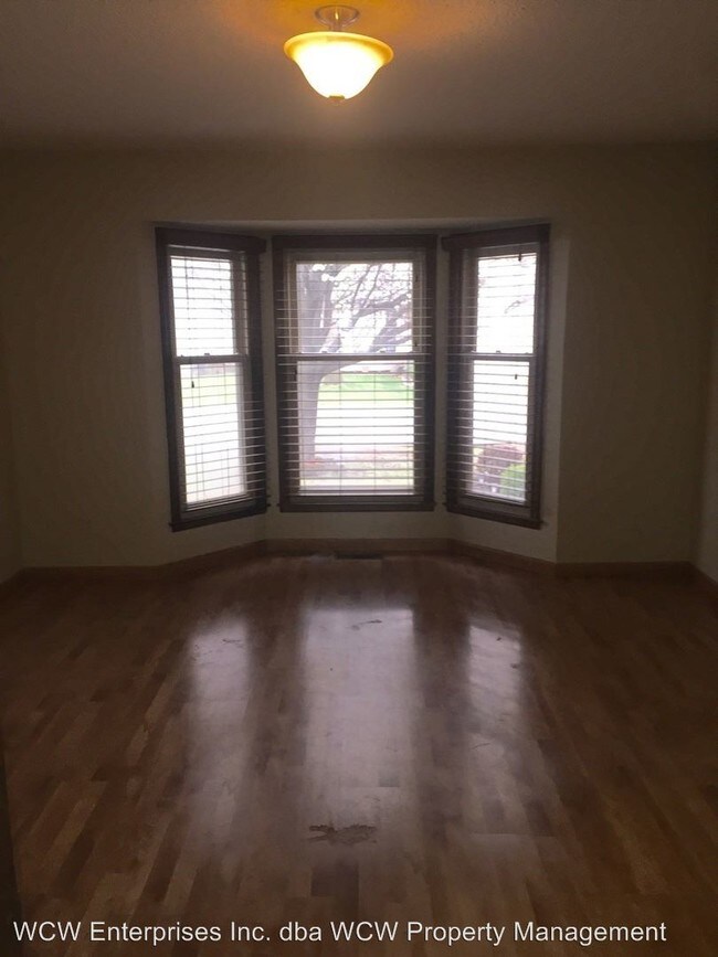 2237 SW Westport Pl, Topeka, KS 66614 House Rental in Topeka, KS