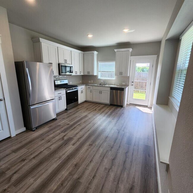 Foto del edificio - 17402 Bay Skipper Dr