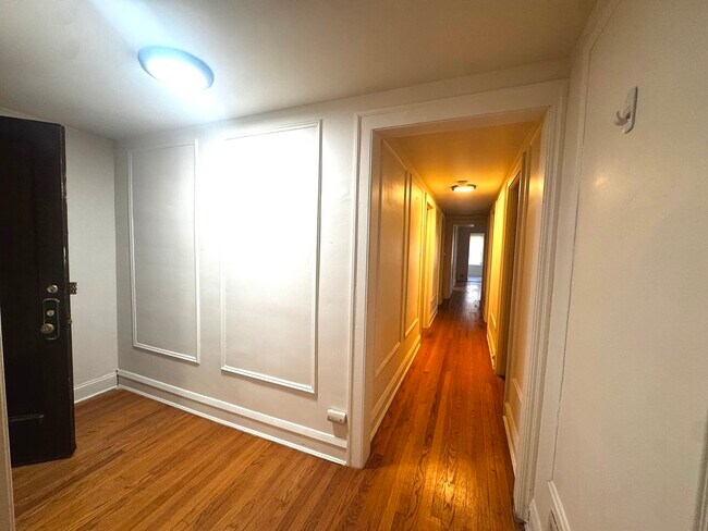 Foto del edificio - 6937 S Merrill Ave