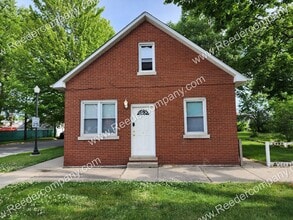 Building Photo - 203 142nd St