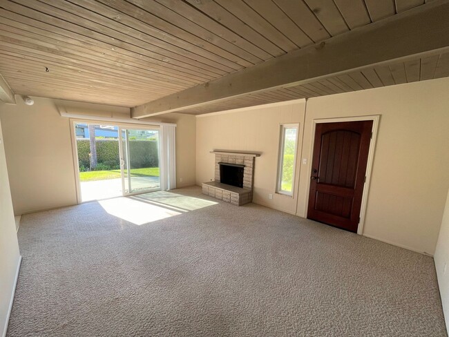 Building Photo - 978 Brockton Ln