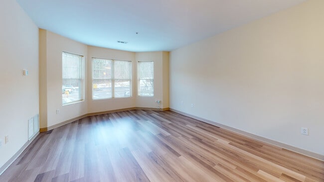 Interior Photo - Union Place