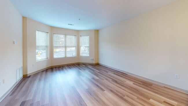 Interior Photo - Union Place